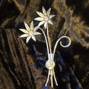 Vintage Brooch Pin silver flowers